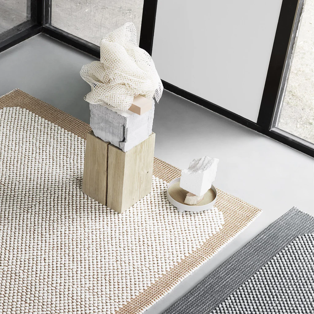 Muuto Pebble Rug Dark Grey 240x170cm - Image 6