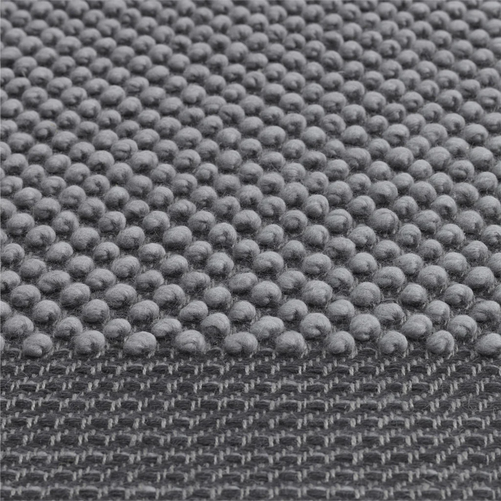 Muuto Pebble Rug Dark Grey 300x200cm - Image 3