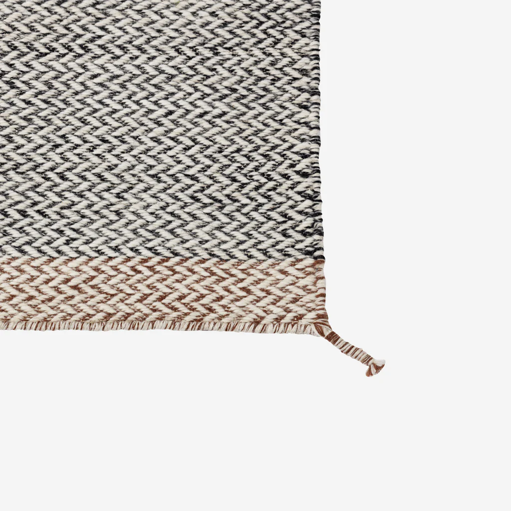 Muuto Ply Rug Black White 240x170cm - Image 5