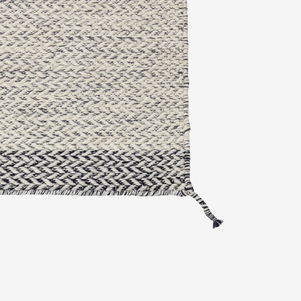 Muuto Ply Rug Off White 270x360cm - Image 6