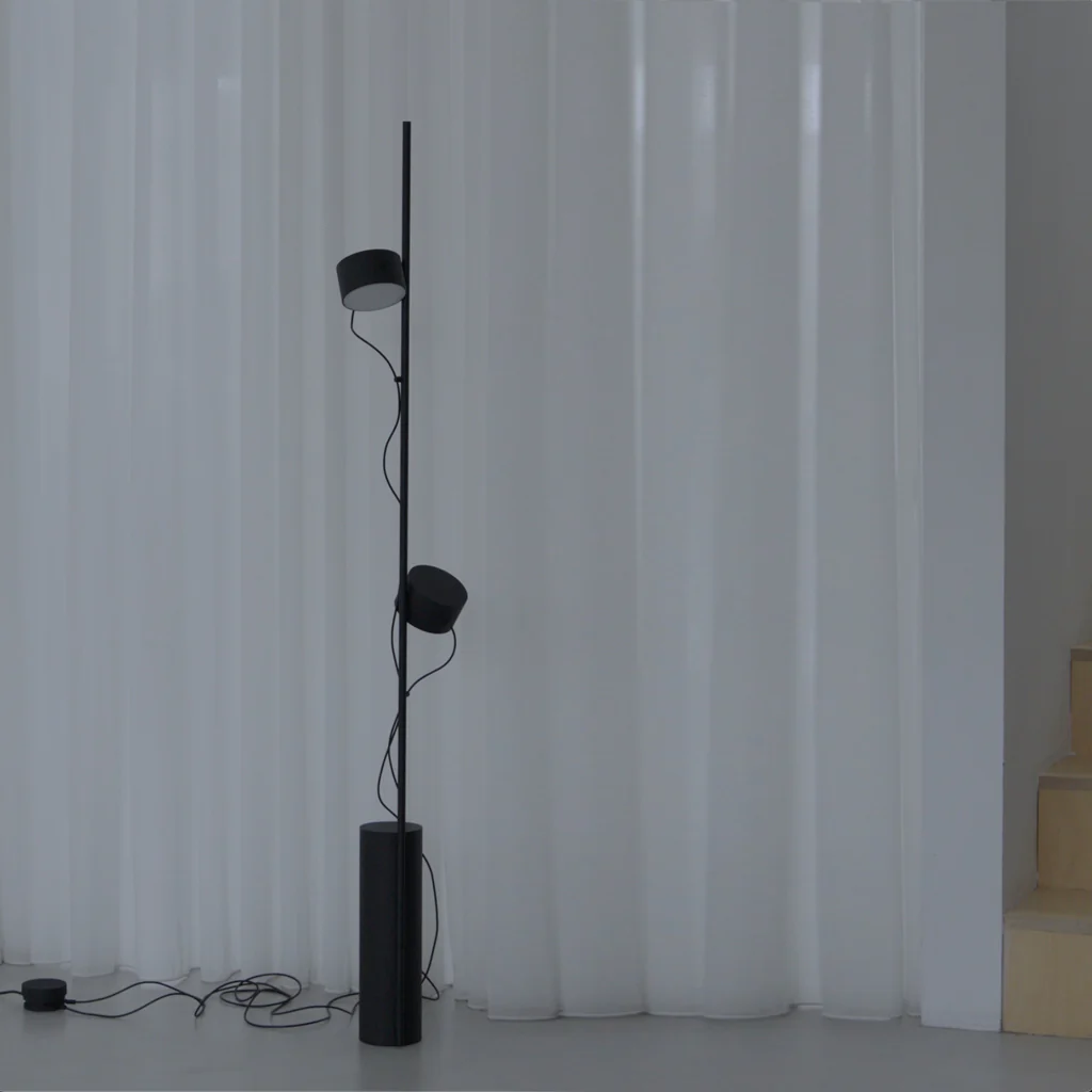 Muuto Post Floor Lamp Black - Image 5