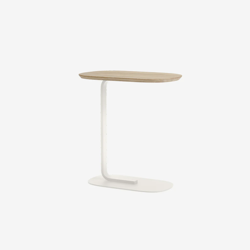 Muuto Relate Side Table Oak/Off-White H60.5cm
