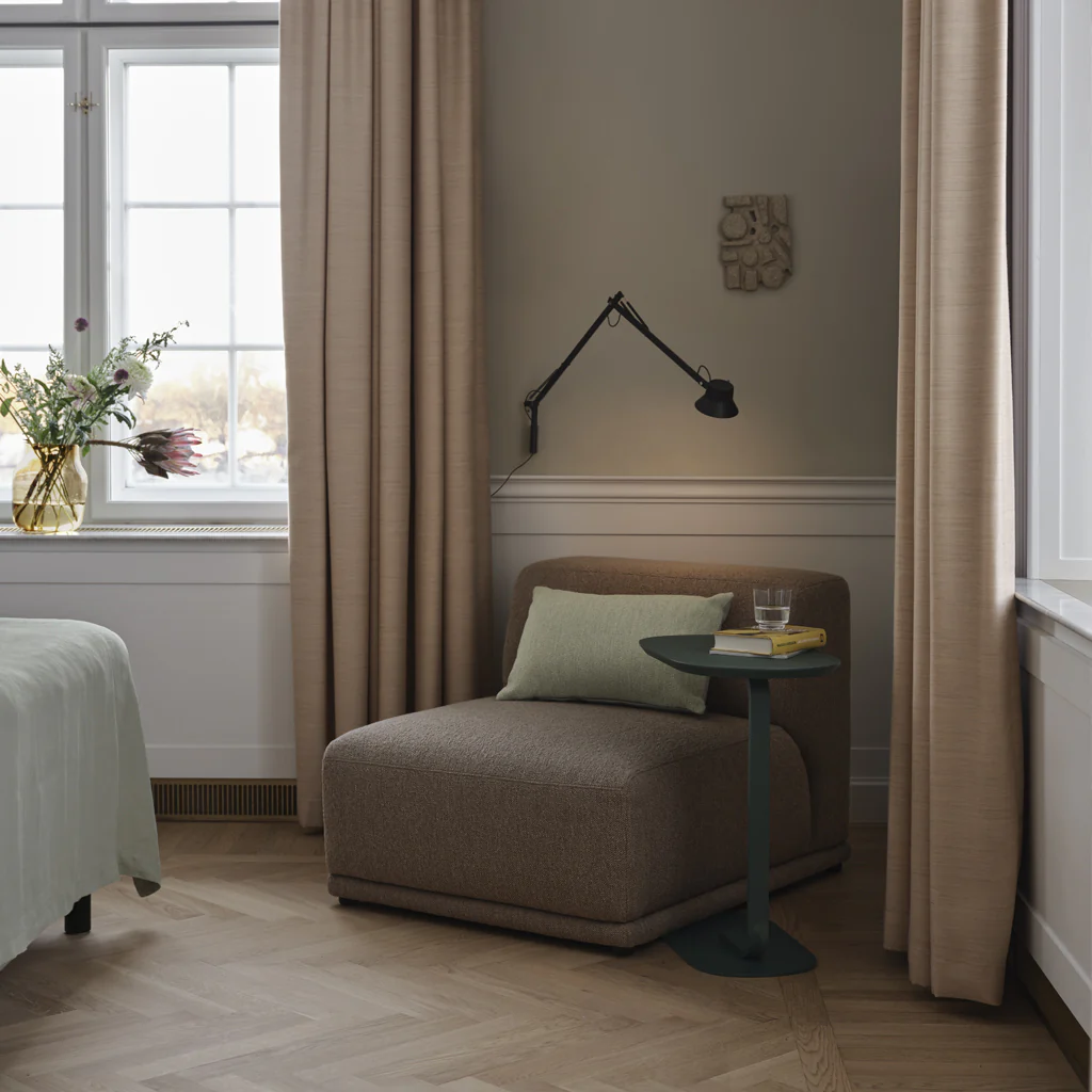 Muuto Relate Side Table Oak/Off-White H60.5cm - Image 11