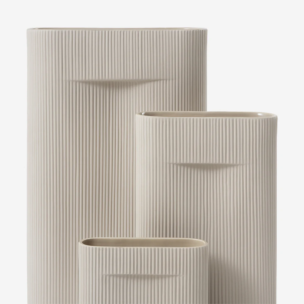 Muuto Ridge Vase Beige Large - Image 4