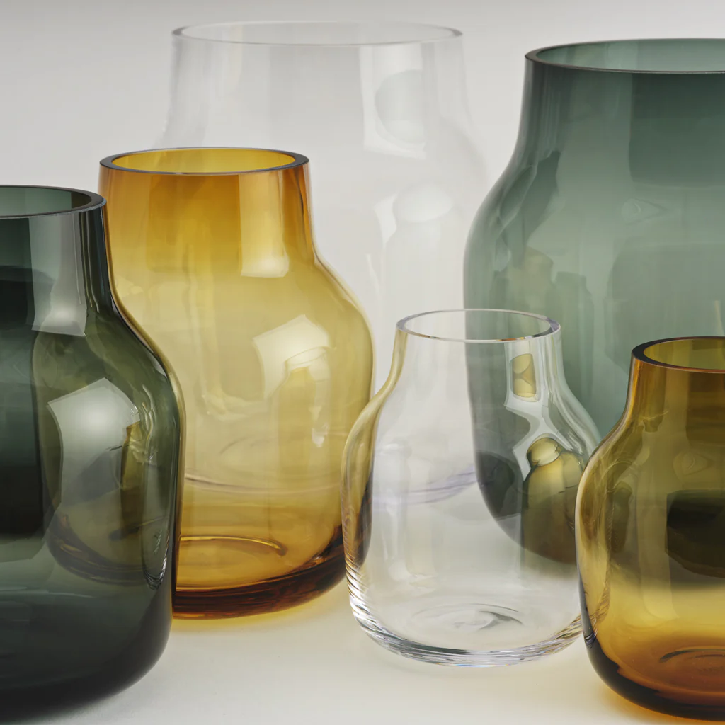 Muuto Silent Vase Clear 15cm - Image 4
