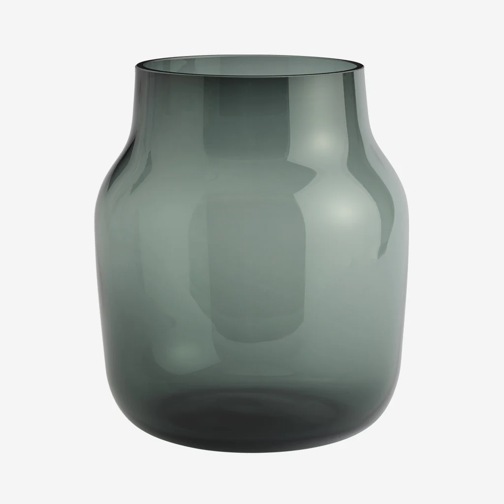 Muuto Silent Vase Dark Green 20cm - Image 4