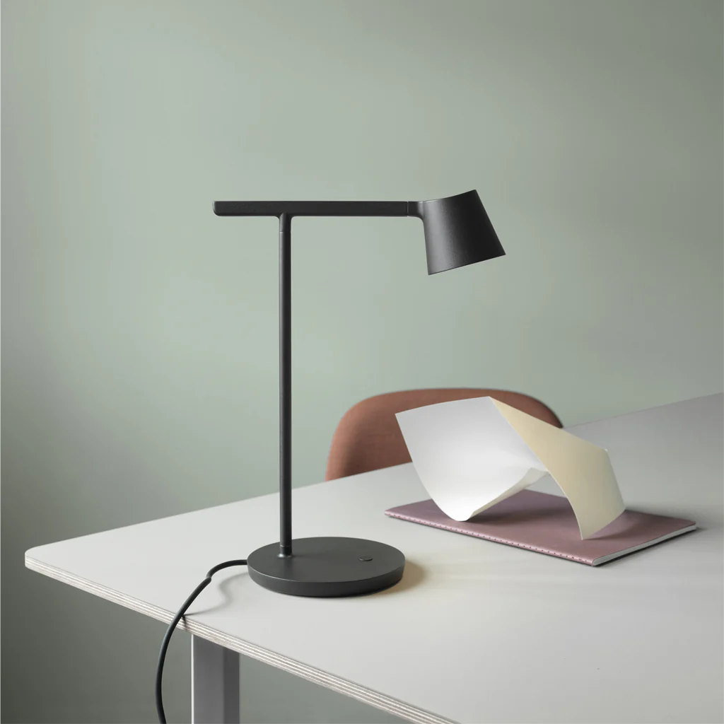 Muuto Tip Table Lamp Black - Image 2