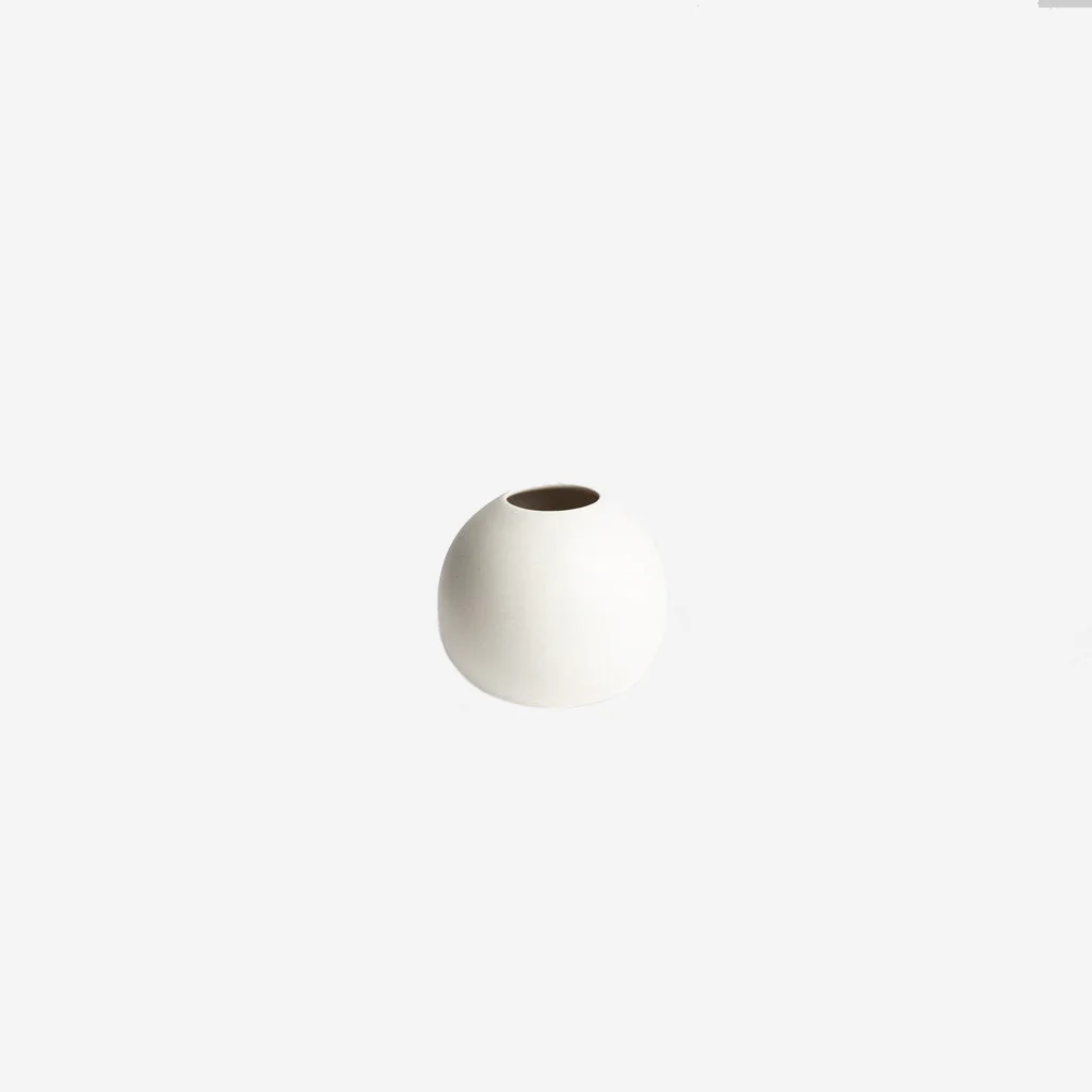 Ned Harmie Boban Vase White