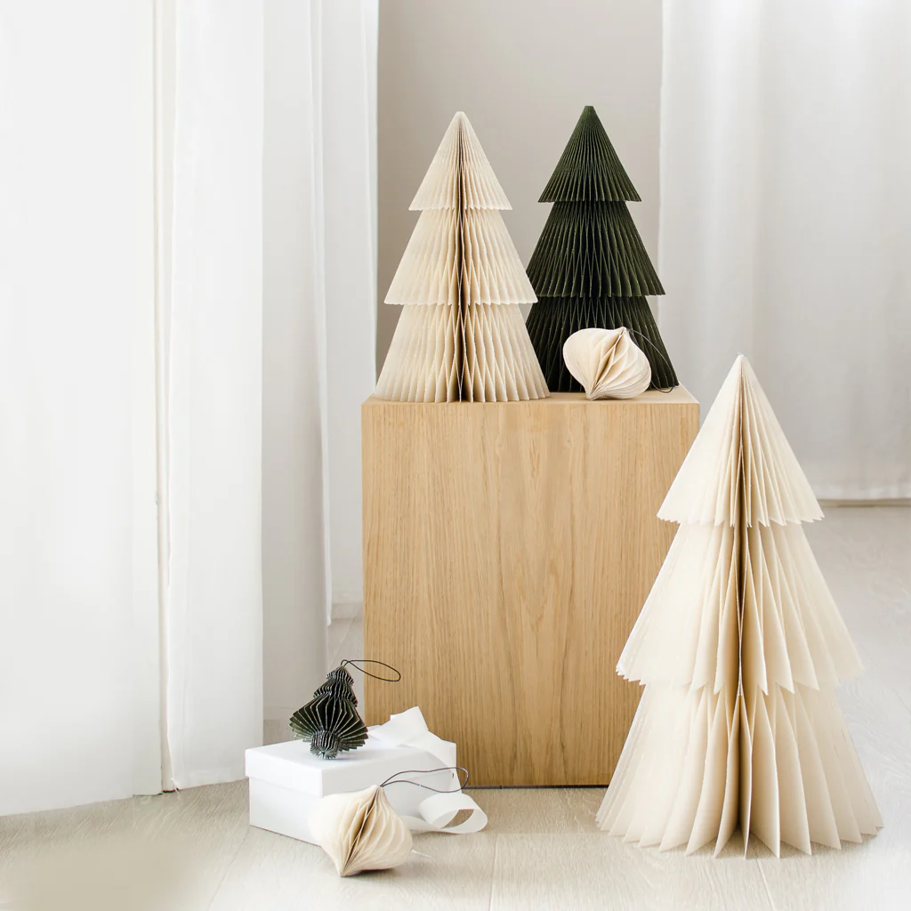 Nordic Rooms Paper Standing Deluxe Christmas Tree Off White Glitter Edge 31cm - Image 2