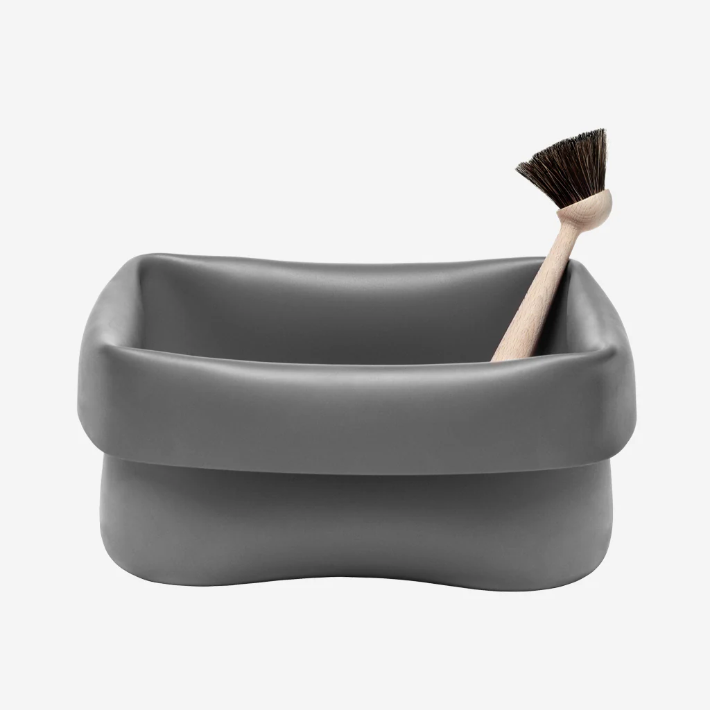 Normann Copenhagen Washing Up Bowl & Brush Grey - Image 3