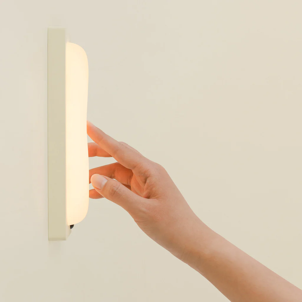 One Simple Concept Bar Sensor Lamp - Image 9