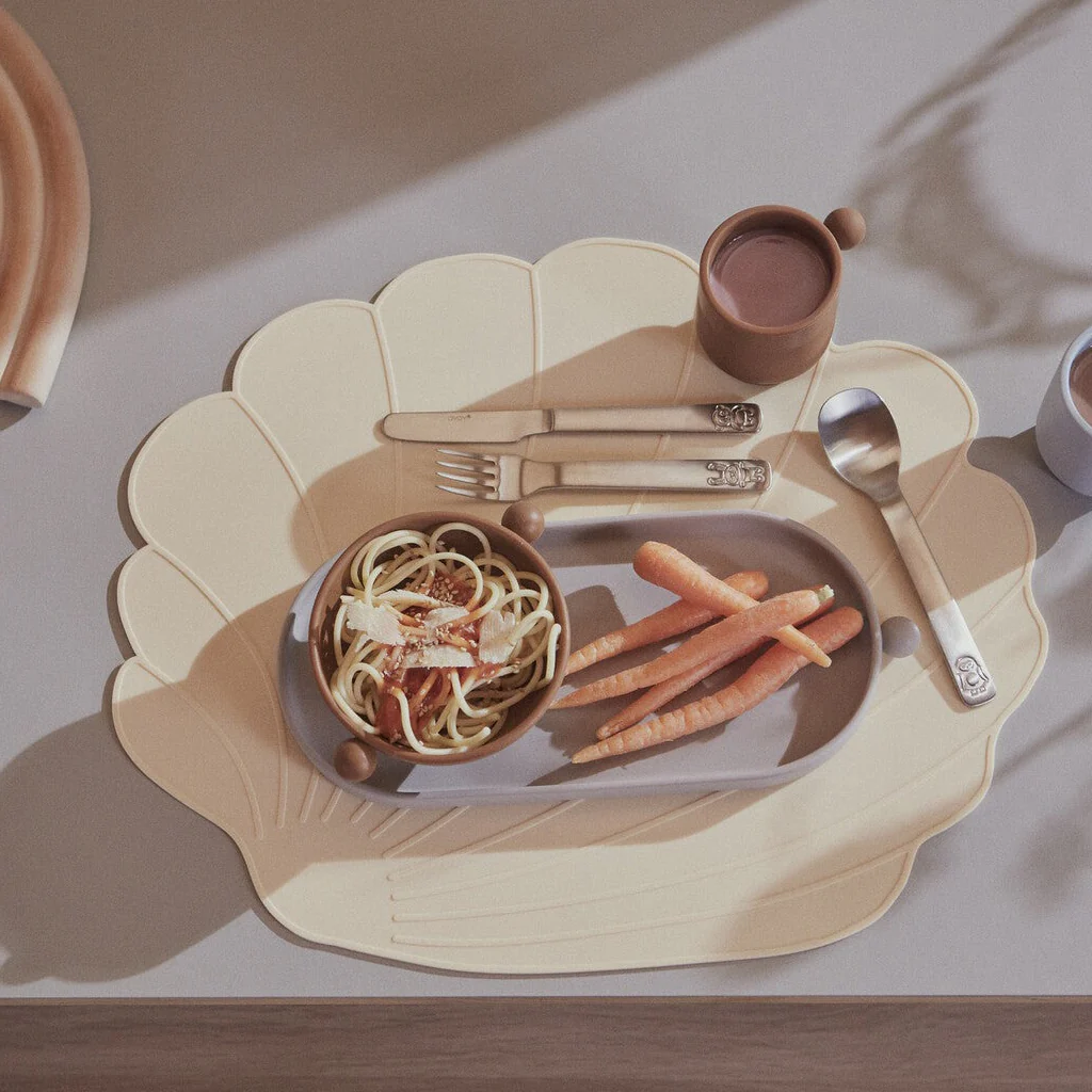 OYOY Living Placemat Seashell Clay - Image 2