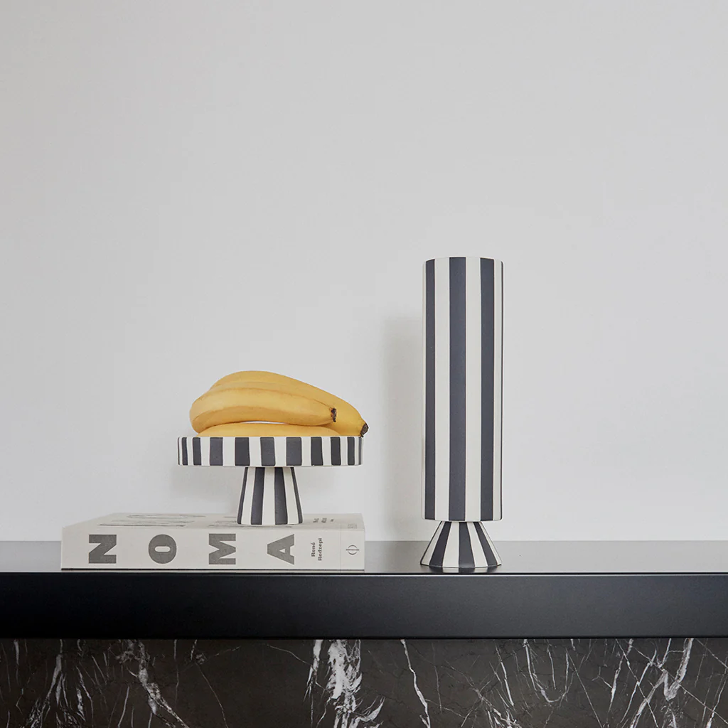 OYOY Living Toppu Tray Small Black White - Image 2