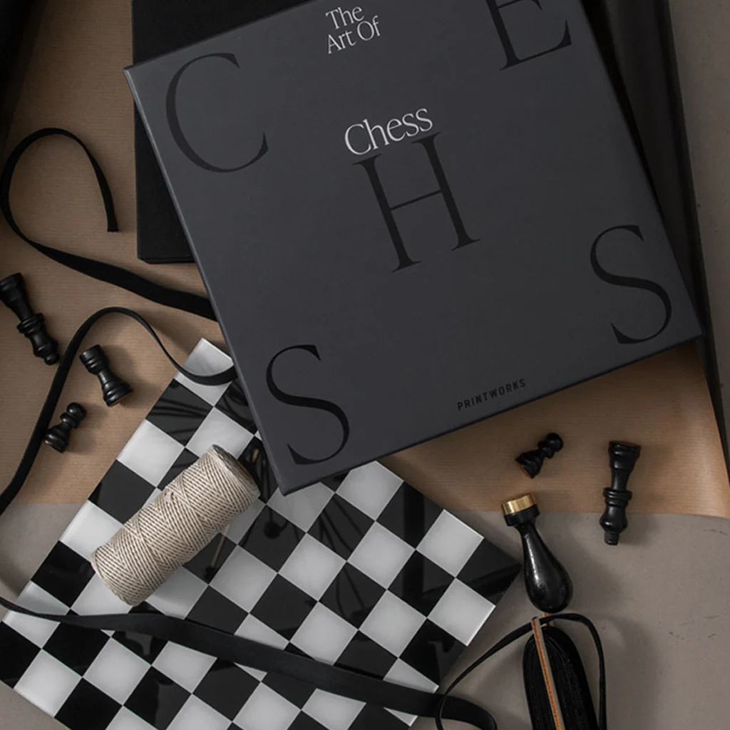 Printworks Classic Art of Chess Black White - Image 2