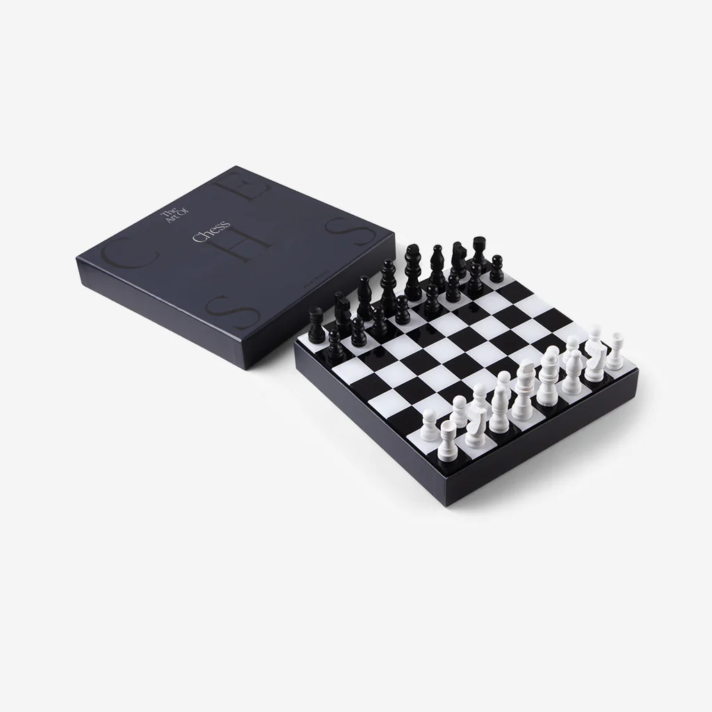 Printworks Classic Art of Chess Black White - Image 9