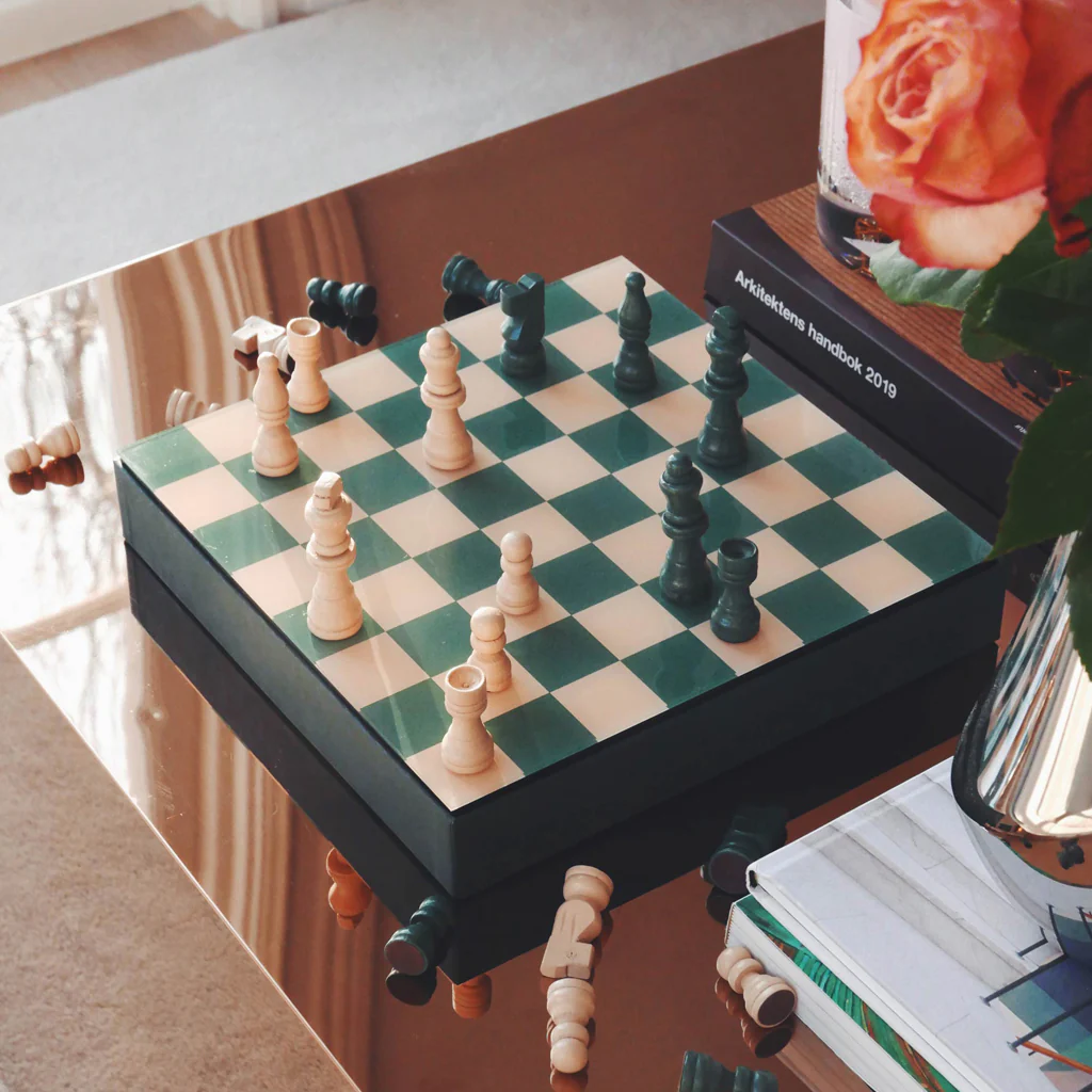 Printworks Classic Chess Green Beige - Image 3