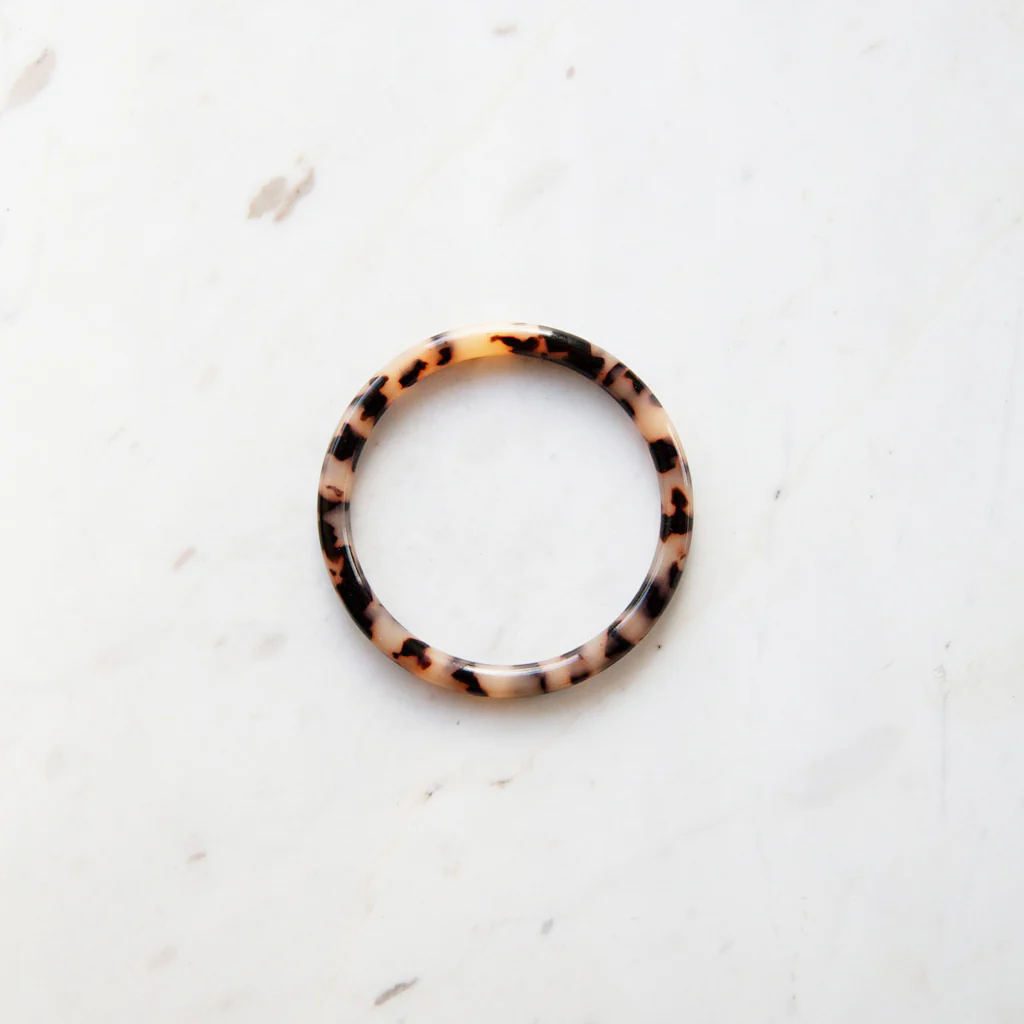 Sophie Bangle Light Tort Bold - Image 4
