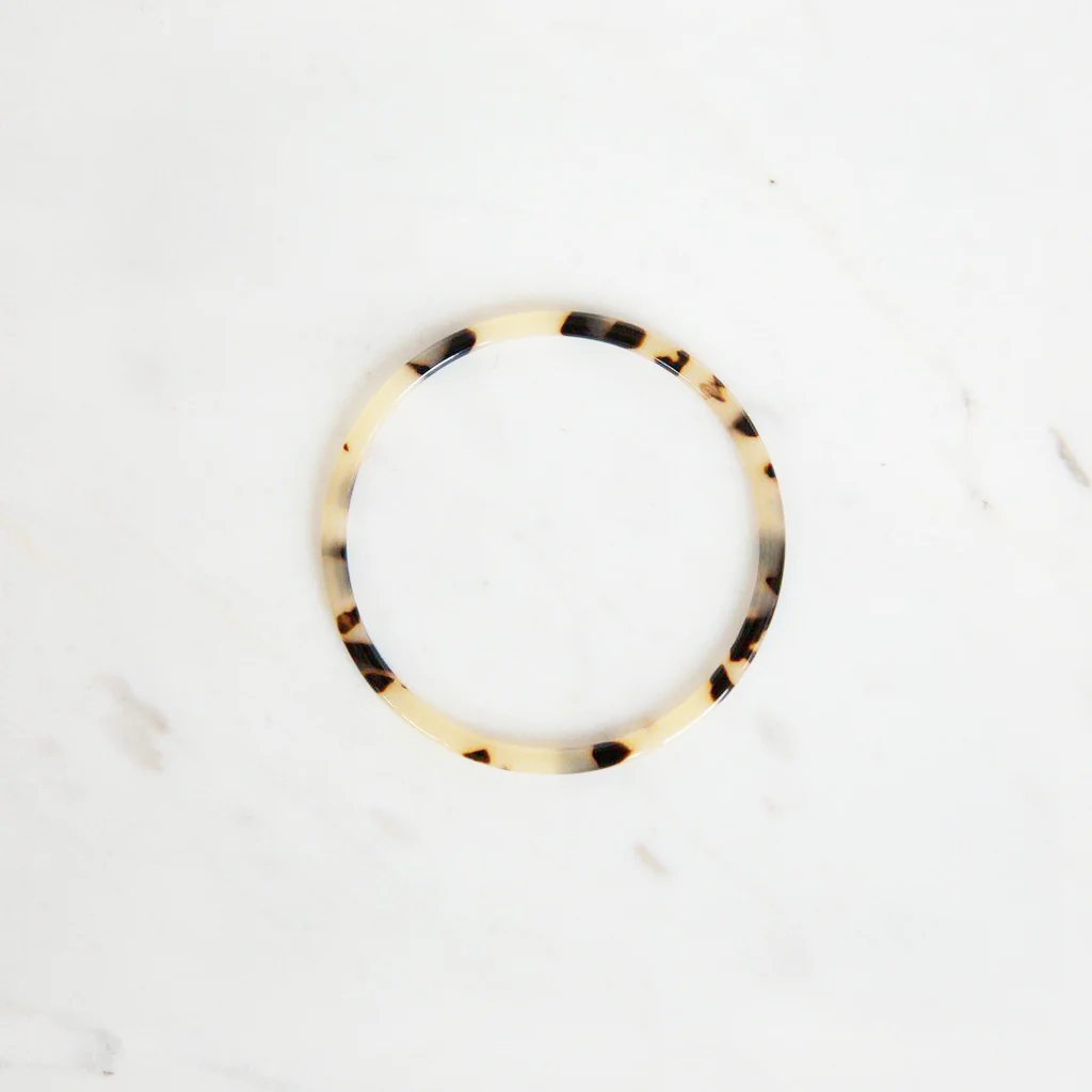 Sophie Bangle Light Tort Large - Image 4