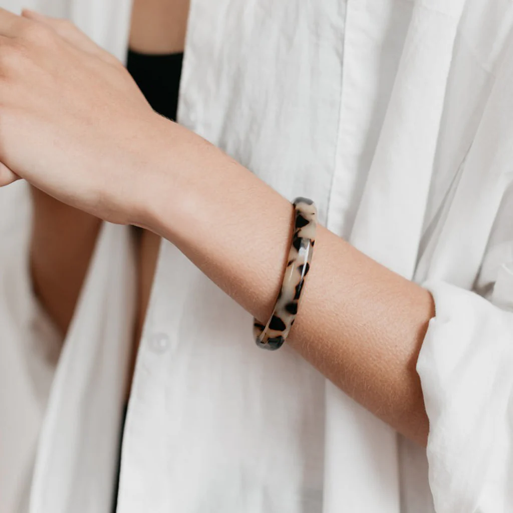 Sophie Cuff Dark Tort - Image 2