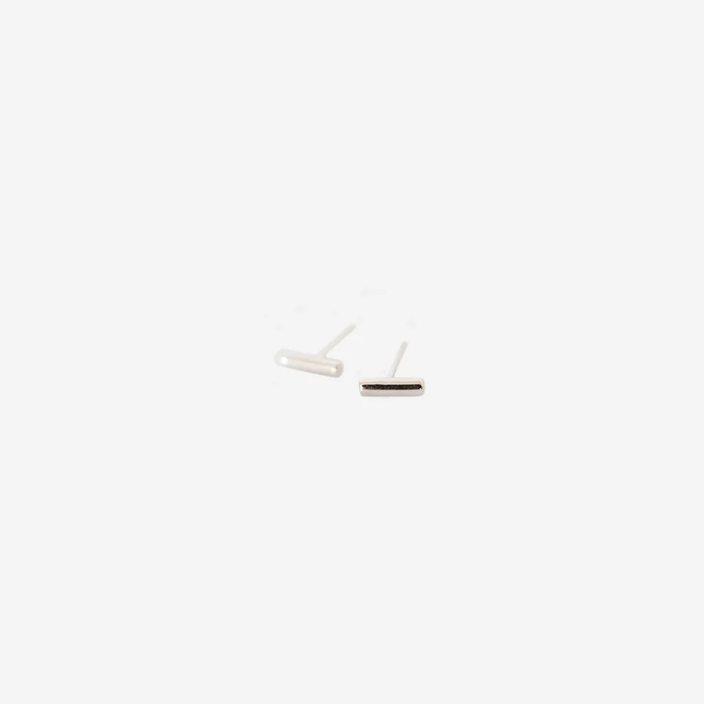 Sophie Earrings Mini Bar Studs