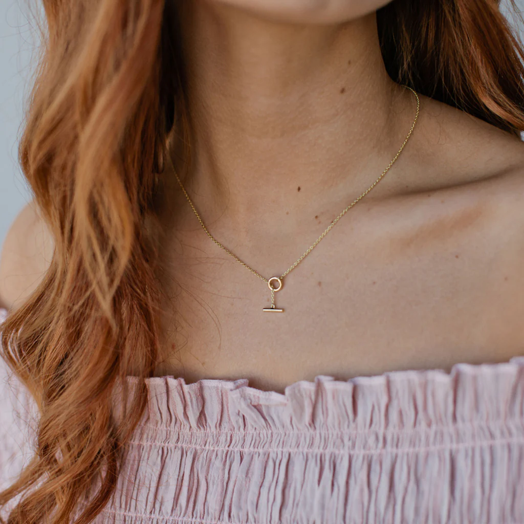 Sophie Necklace Thread Bar Gold - Image 2
