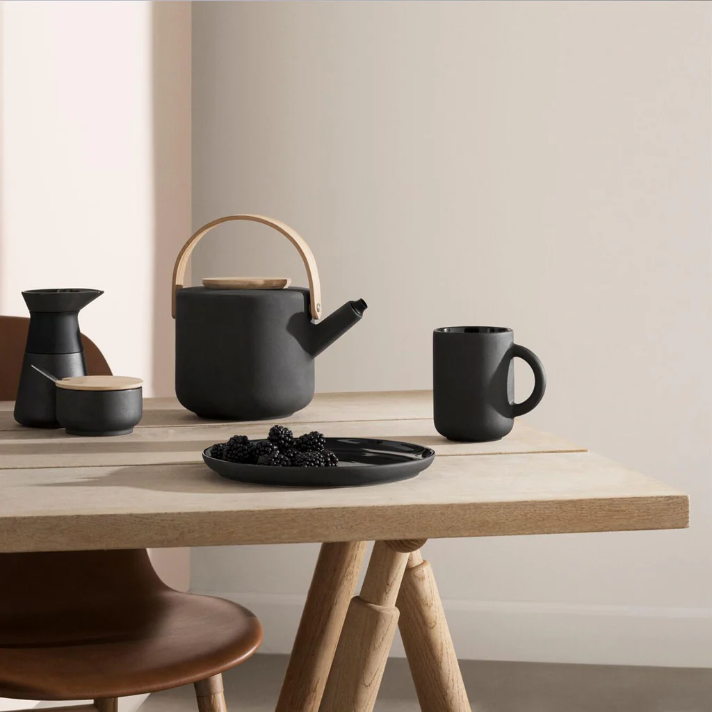 Stelton Theo Teapot Black - Image 4