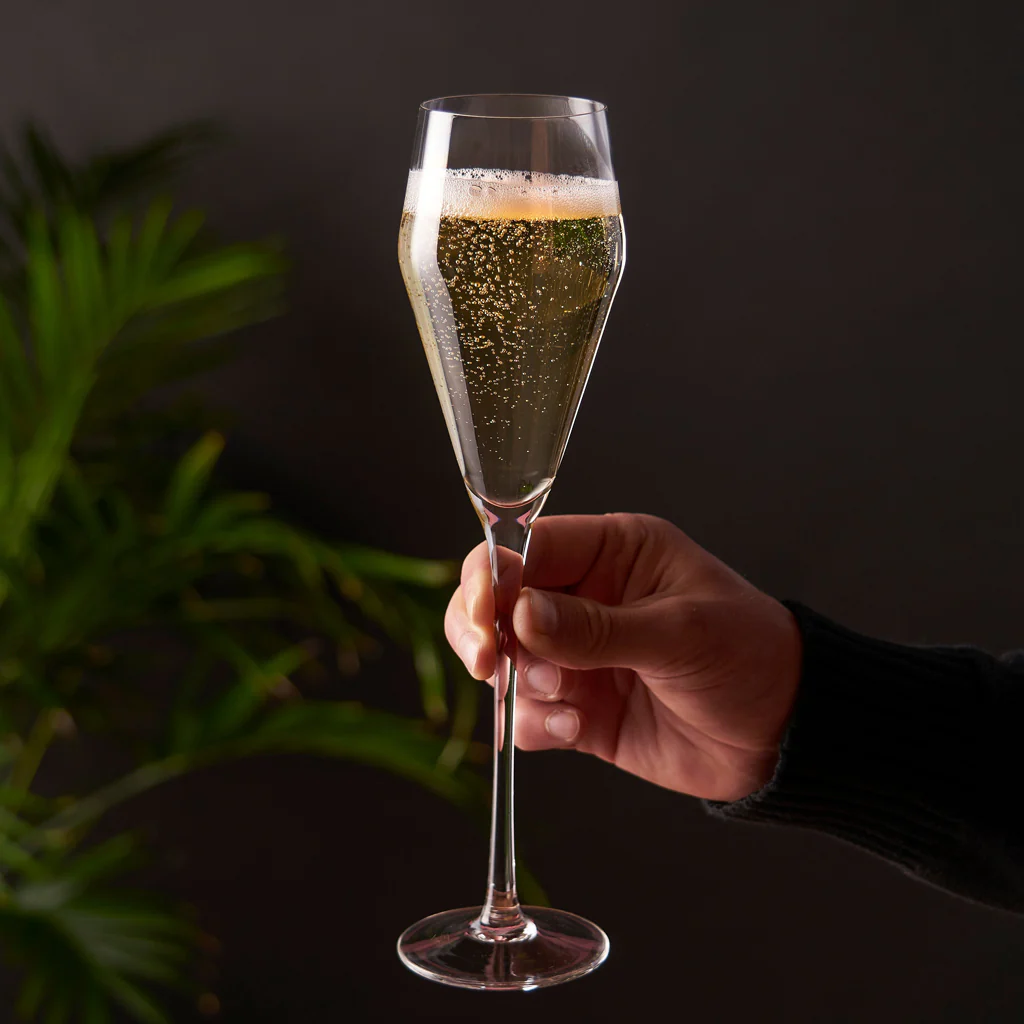 Viski Angled Crystal Prosecco Glasses - Image 4