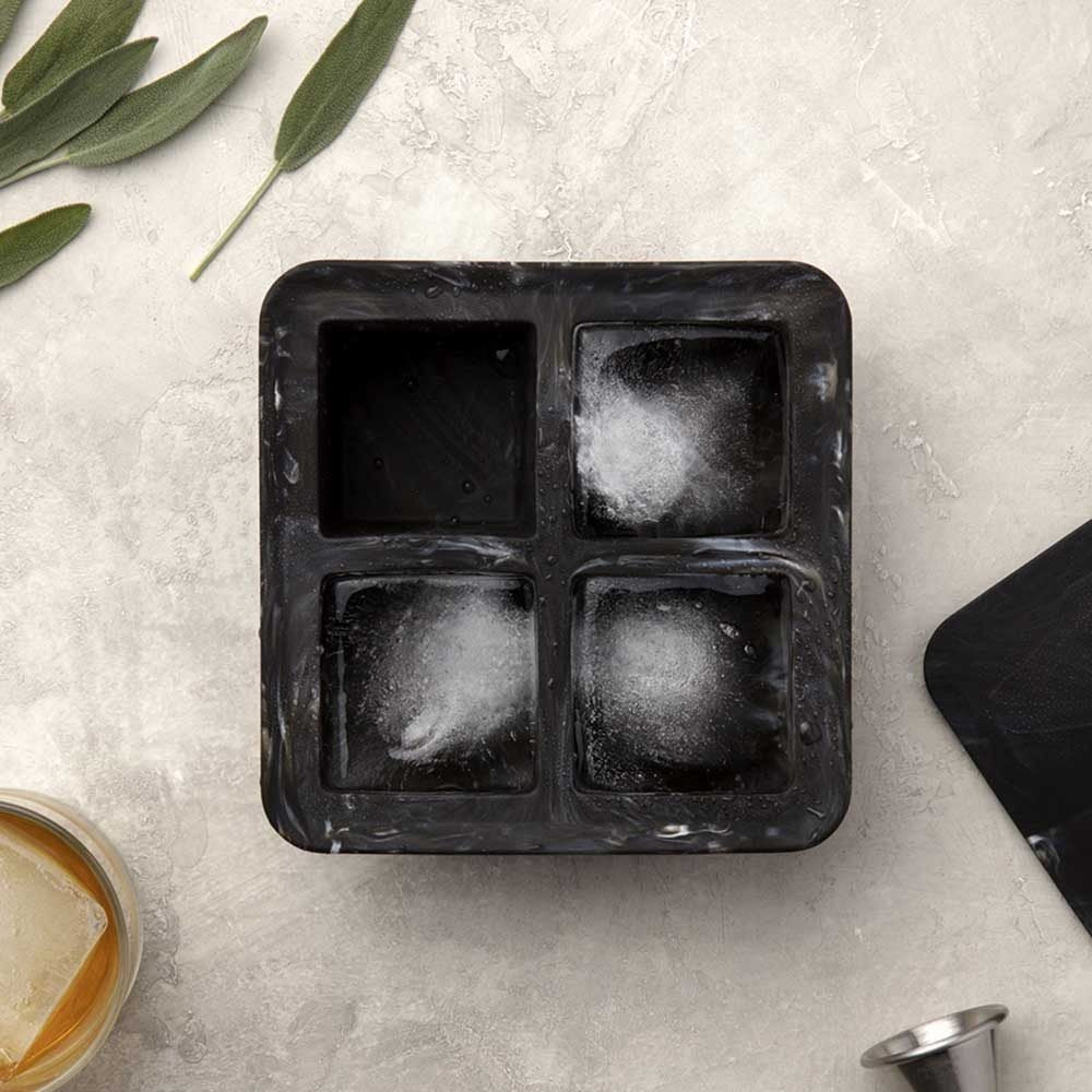 Peak Extra Large Cubes Ice Tray - Image 2