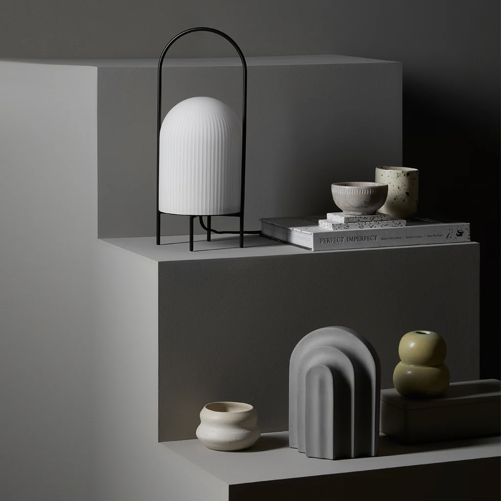 Woud Arkiv Concrete Bookend - Image 4