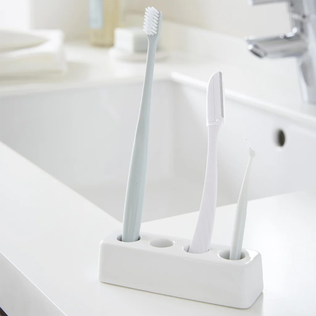 Yamazaki Ceramic Toothbrush Stand White - Image 2