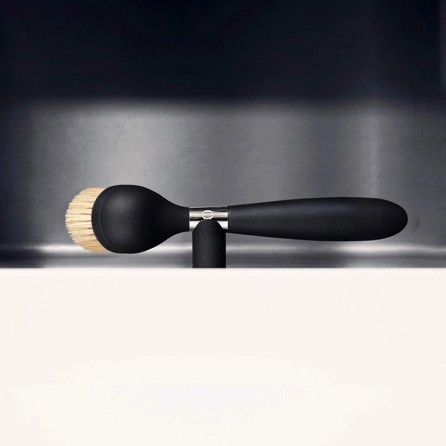Yeseco The One Brush Black - Image 4