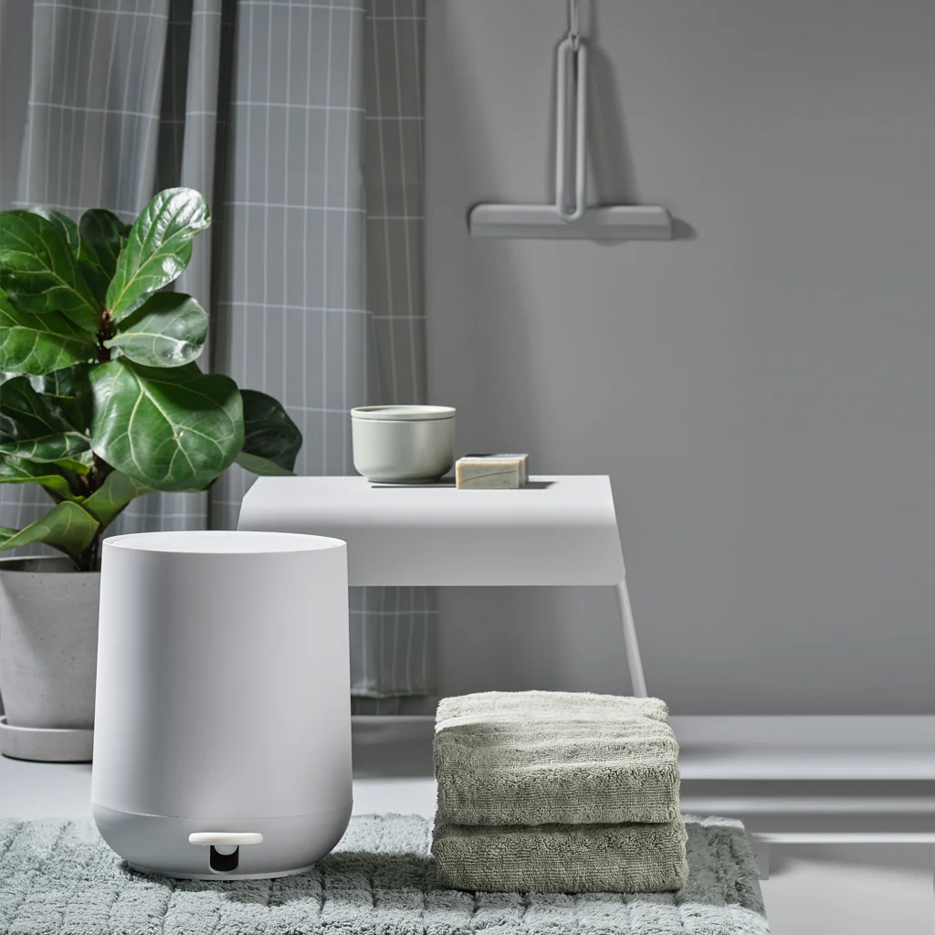 Zone Denmark Nova Pedal Bin White 5L - Image 3
