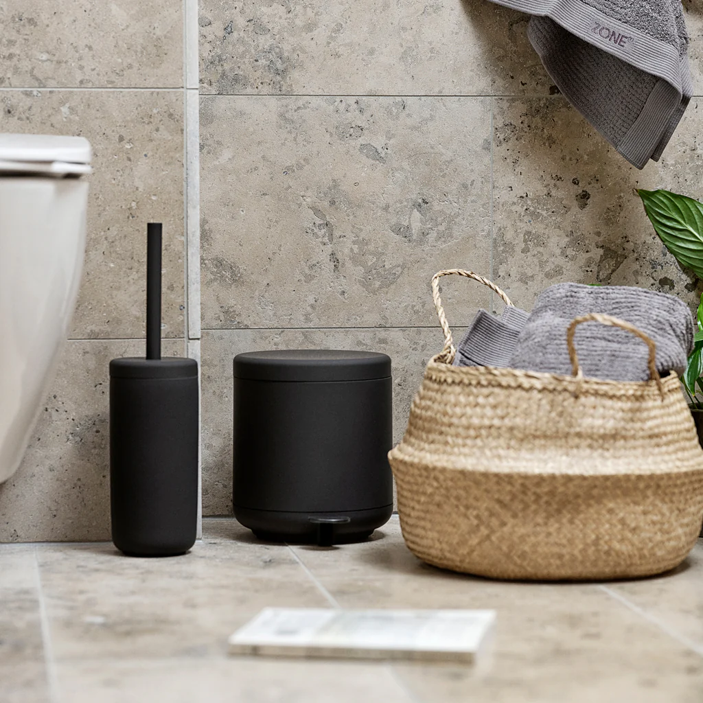 Zone Denmark Ume Pedal Bin 4L Black - Image 2
